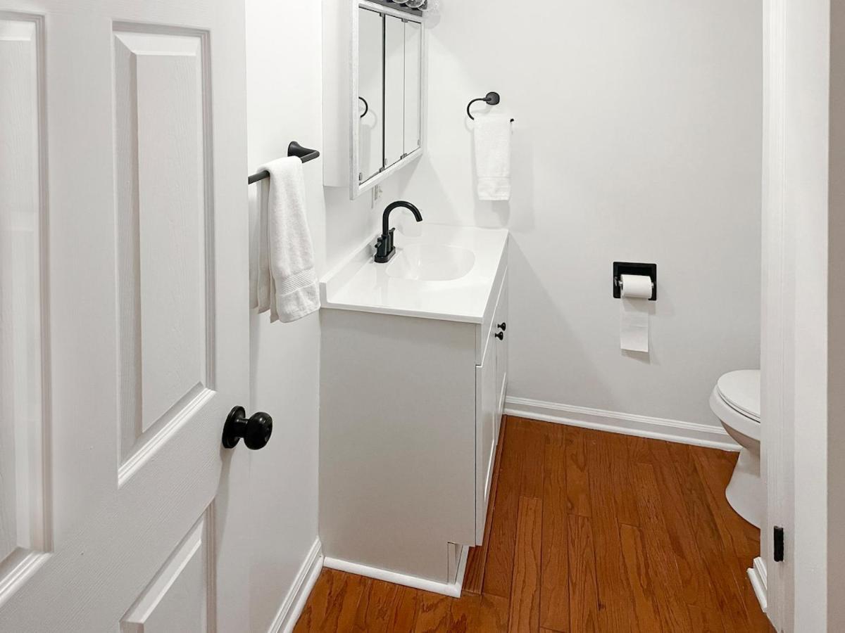 Ideal 2Br 1Ba Apartment Near Iup & More! Indiana Kültér fotó